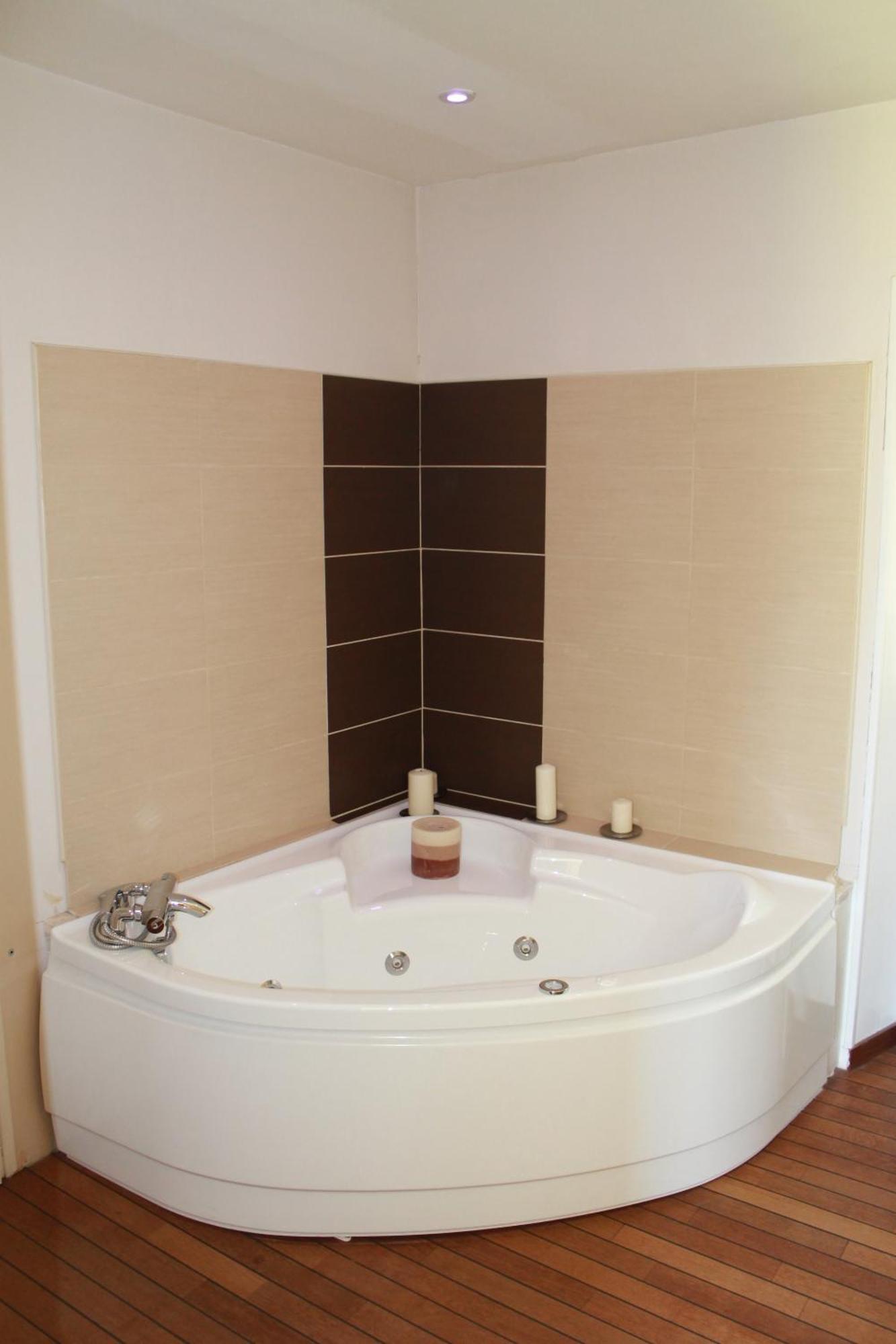 Lou Bastido Hotel Marseille Bilik gambar