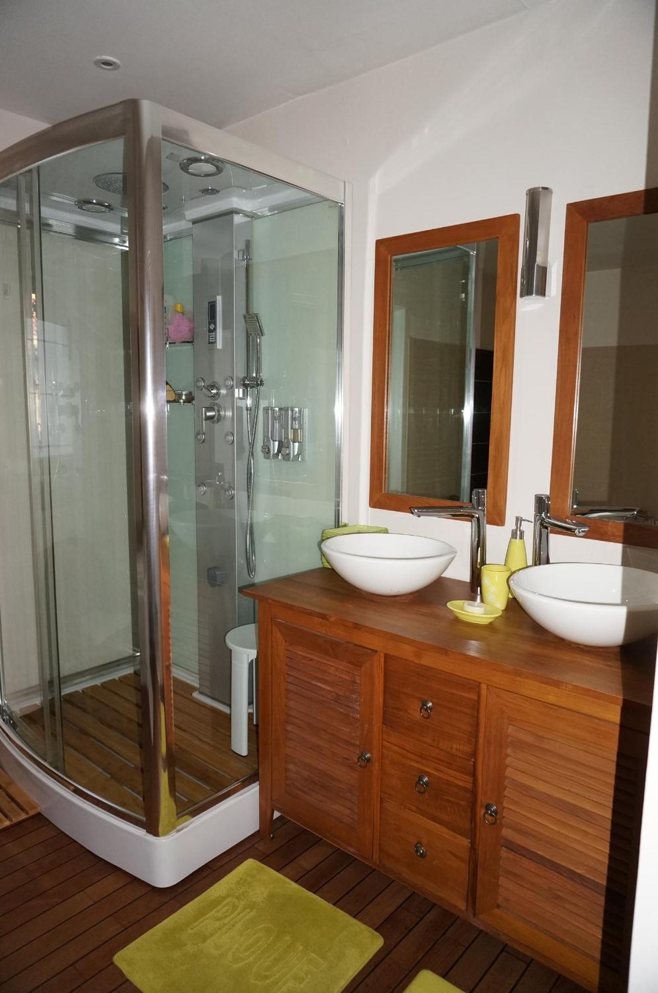 Lou Bastido Hotel Marseille Bilik gambar